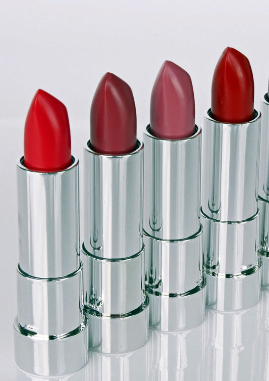 Vibrant Kiss Lipstick for Bold Beauty!